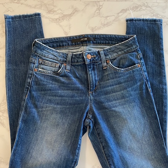 Joe's Jeans Denim - Joe’s skinny ankle jeans size: 25